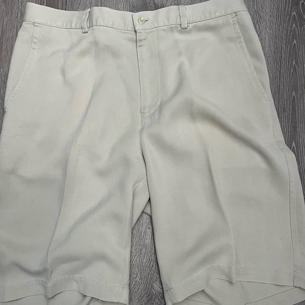 Tori Richard Golf Short